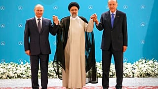 El presidente de Rusia, Vladímir Putin, junto a sus homólogos de Irán y Turquía