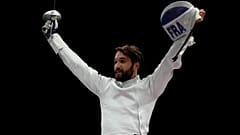 Romain Cannone, célèbre sa victoire aux JO de Tokyo, dimanche 25 juillet 2021.