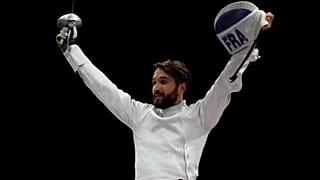 Romain Cannone, célèbre sa victoire aux JO de Tokyo, dimanche 25 juillet 2021.
