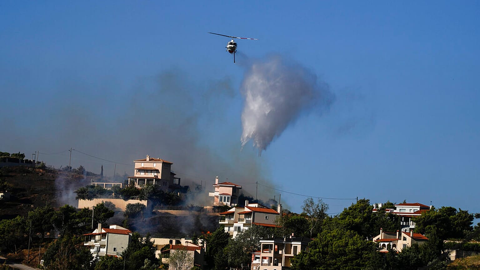 Πυρκαγιά στην Πεντέλη