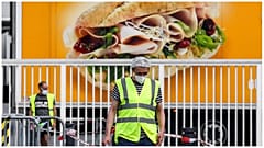 صورة من الارشيف-مصنع تونييس  لتعليب اللحوم، أكبر مسلخ في أوروبا