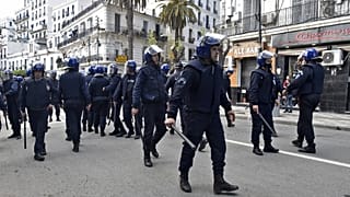 الجزائر