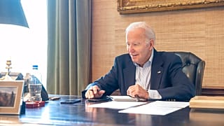 Le président des États-Unis, Joe Biden à son bureau, le 21 juillet 2022, Washington, USA