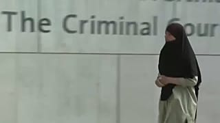 Die 40-jährige Irin auf dem Weg zur Urteilsverkündung in Dublin