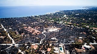 Αεροφωτογραφία από τις καμμένες εκτάσεις μετά την πυρκαγιά στο Μάτι