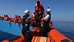 Junge Männer auf dem Weg nach Europa