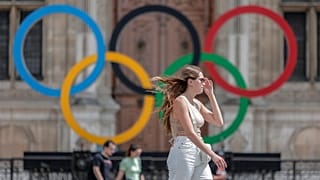 Deux ans avant le début des jeux Olympiques, la ville de Paris se prépare.