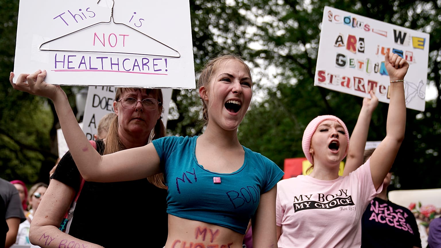 Demo für das Recht auf Abtreubung in Kansas Cty (Juli 2022)