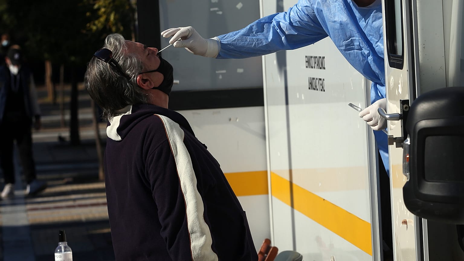 Rapid Test στη Νέα Σμύρνη (φωτογραφία αρχείου)