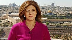 الصحفية بقناة "الجزيرة" شيرين أبو عاقلة