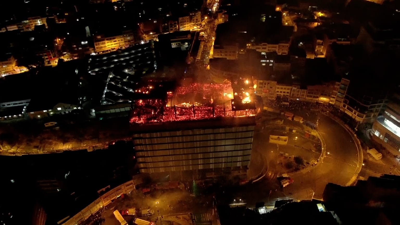 Fire at "Gran Vía Mall" building