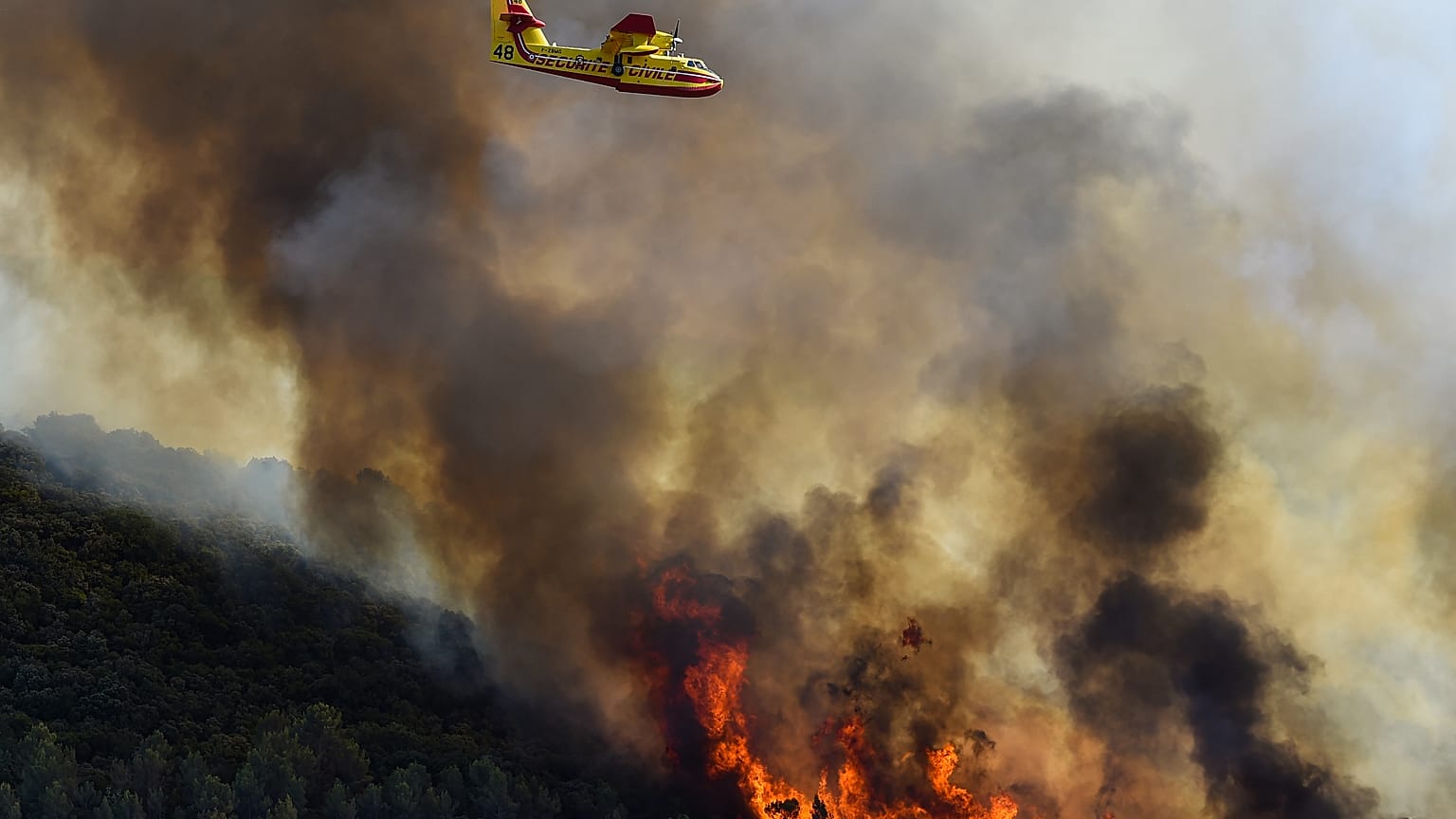 Dois novos incêndios deflagraram no sul de França