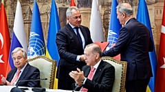 Zum ersten Mal seit dem russischen Einmarsch wurden Häfen zum Getreide-Export wieder in Betrieb genommen