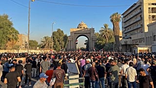 Iraklı göstericiler Yeşil Bölge'ye girdi