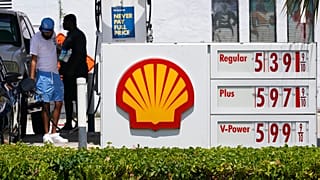Автозаправочная станция британской компании Shell.