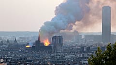 "Fransa'nın sembolü" olarak görülen dünyaca ünlü 857 yıllık Notre Dame Katedrali, 2019'da bilinmeyen bir nedenle yanmıştı