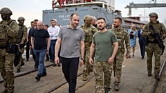 Le président ukrainien Volodymyr Zelensky en visite au port de Tchornomorsk, le 29 juillet 2022. 