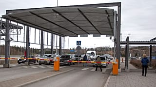 Finlandiya ve Rusya arasındaki Nuijamaa sınır kapısı
