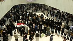 Sadr-Anhänger im irakischen Parlament