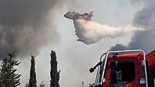 Εναέριο μέσο ρίψης νερού (φωτογραφία αρχείου)