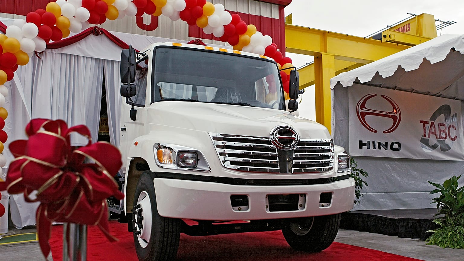 Hino tırı