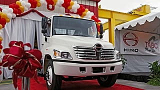 Hino tırı
