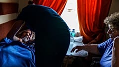Rusya'nın saldırılarını yoğunlaştırması sonucu Ukrayna hükümeti Donetsk Bölgesi'ndeki sivilleirn ayrılmasını istedi
