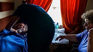 Rusya'nın saldırılarını yoğunlaştırması sonucu Ukrayna hükümeti Donetsk Bölgesi'ndeki sivilleirn ayrılmasını istedi