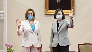 Az amerikai képviselőház elnöke és Tsai Ing-wen tajvani elnök Tajpejben