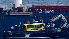 Inspektion der RAZONI mit Getreide aus der Ukraine in Istanbul
