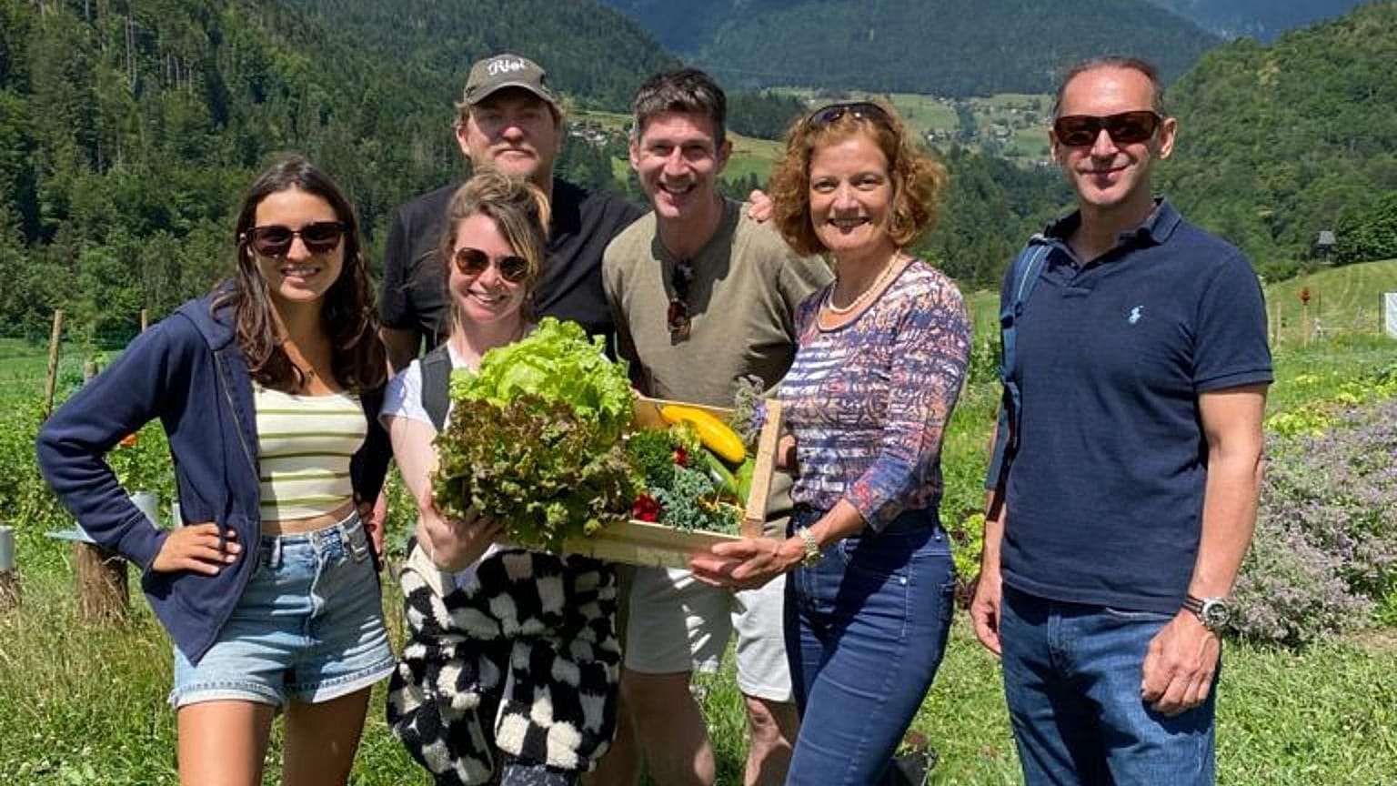 I took a digital detox in Morzine, France.