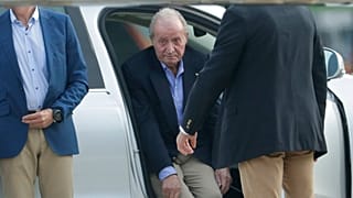 Juan Carlos am 19. Mai auf dem Flughafen im spanischen Vigo