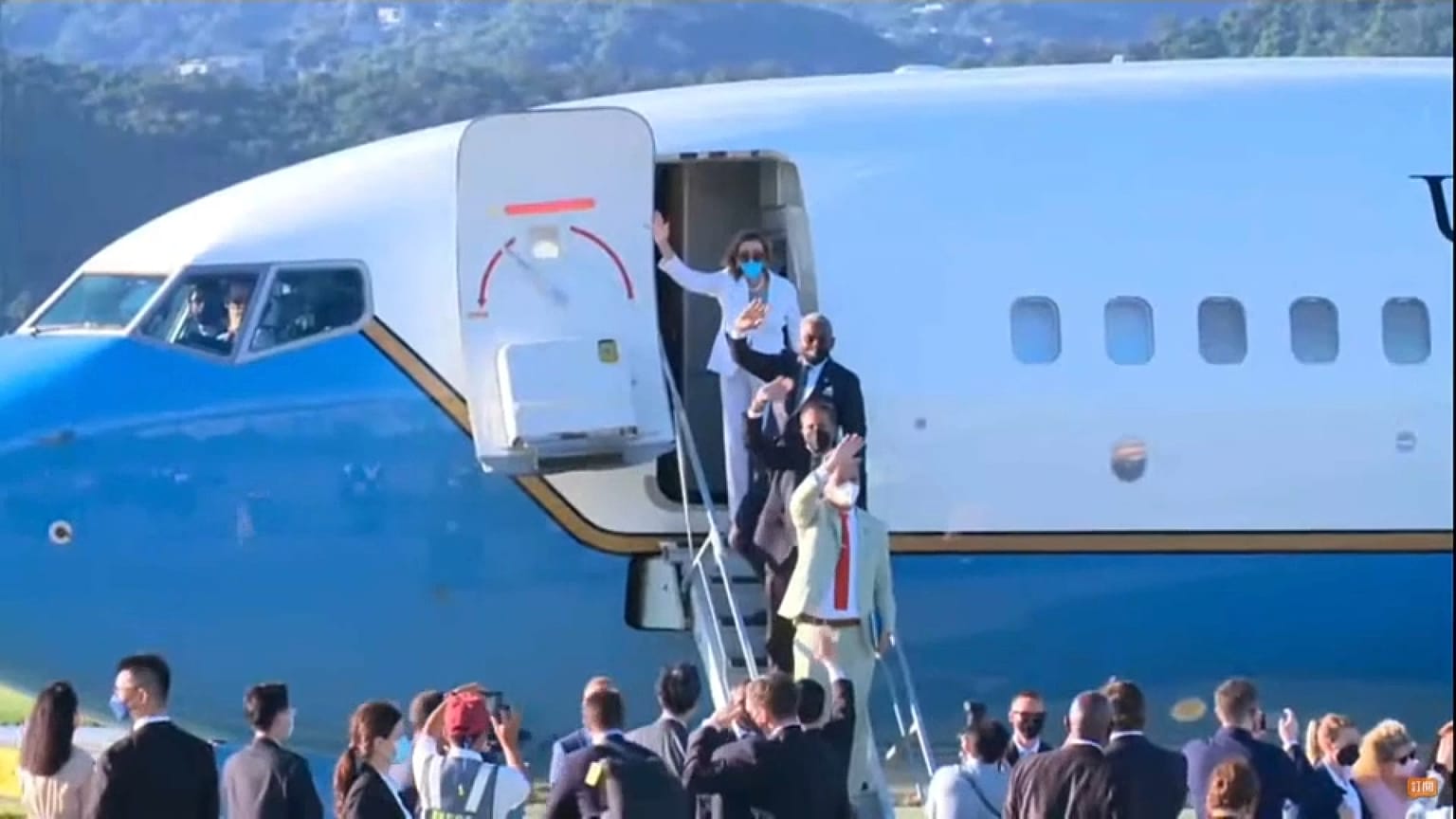 US Speaker leaves Taiwan after pledging solidarity to the self-regulated island