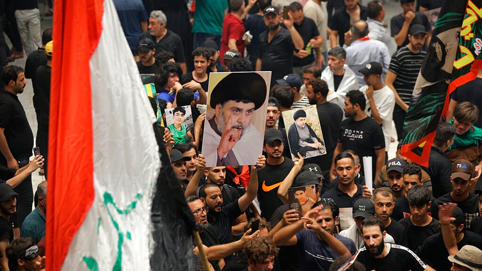 Irak'ta Sadr'dan "eyleme devam ve erken seçim" çağrısı