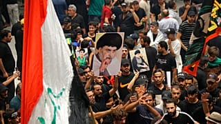 Irak'ta Sadr'dan "eyleme devam ve erken seçim" çağrısı