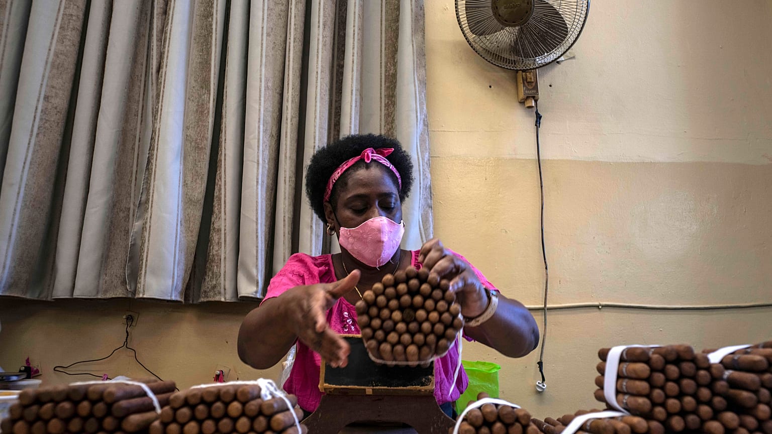 La fábrica de cigarros Partagas en La Habana, Cuba, el 11 de marzo de 2021.