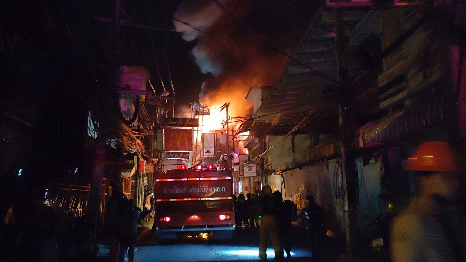 Φωτιά σε νυχτερινό κέντρο στην Ταϊλάνδη