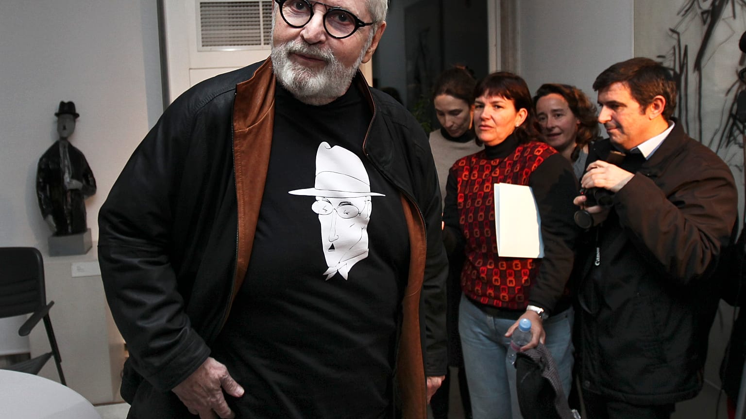 Jô Soares na conferência de imprensa de apresentação do espetáculo "Remix em Pessoa", na Casa Fernando Pessoa, em Lisboa.