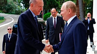 Le président russe Vladimir Poutine et le président turc Recep Tayyip Erdogan à Sotchi, en Russie, vendredi 5 août 2022.