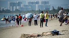 Praia na ilha de Hainan, China