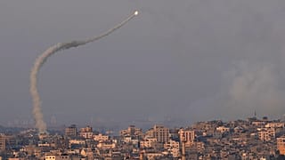 خلال إطلاق صواريخ من غزة 