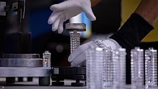 شرکت تولید شیشه عطر هاینز-گلس آلمان