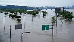 Der überflutete Han-Fluss in Seoul am Mittwoch.