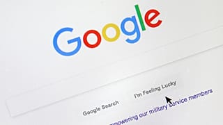 Google was temporarily down on Tuesday night, causing thousands of complaints from users.