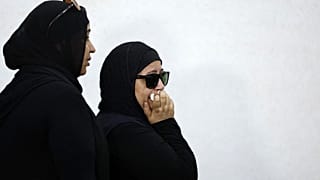 Die Familie der ermordeten Naira (auch Nayera) Ashraf beim Prozess im Juni 2022