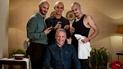 Por los perlos oyuncuları ve yönetmeni
