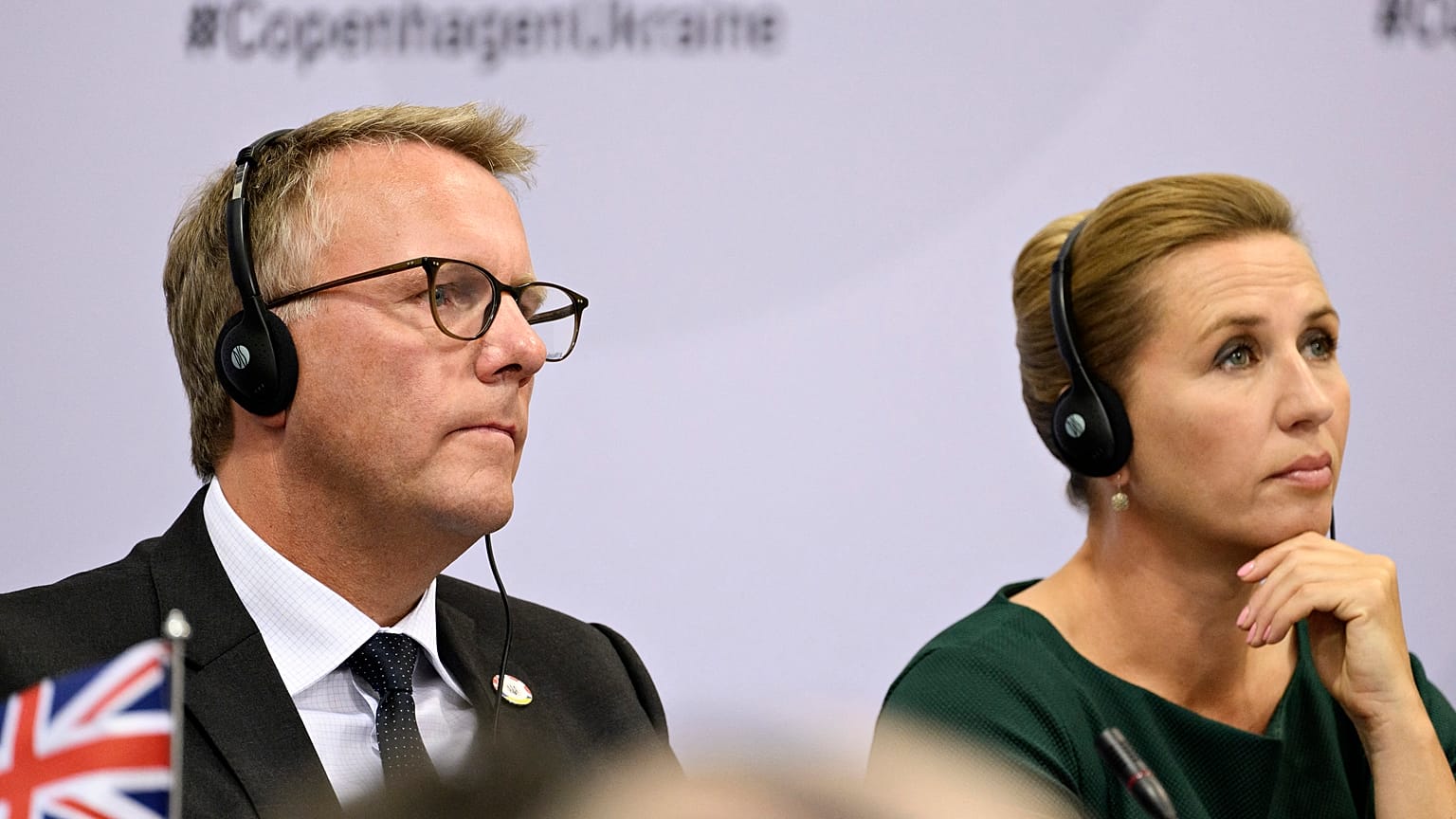 La premier danese Mette Frederiksen e il ministro della Difesa danese Morten Boedskov