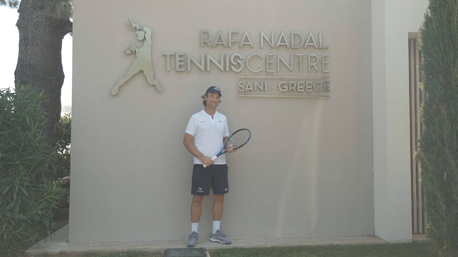 Ο ΚΑΡΛΟΣ ΜΟΓΙΑ ΣΤΟ RAFA NADAL TENIS CENTER TOY SANI RESORT