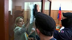 Акция Марины Овсянникова в зале суда