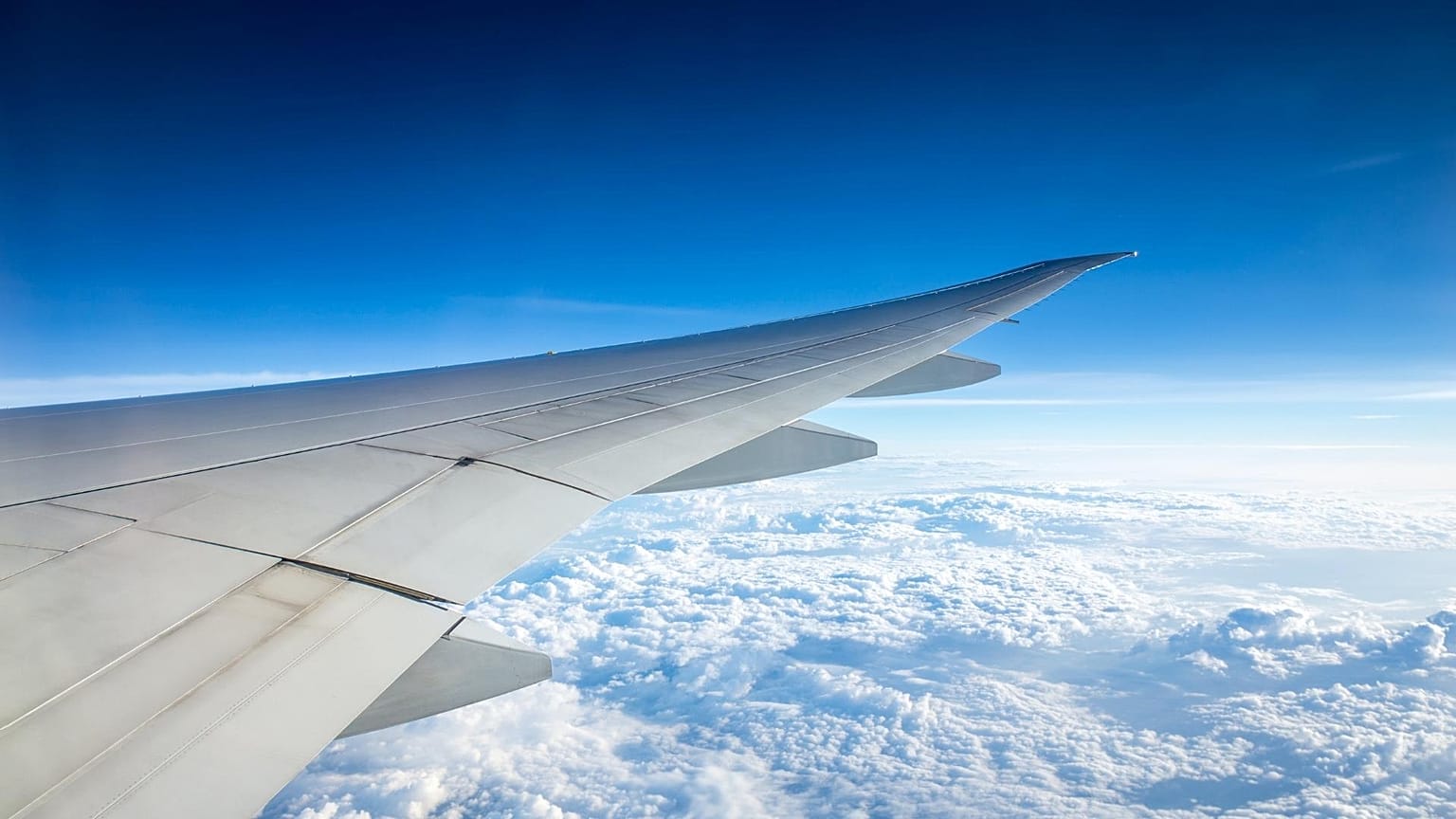 The airline says they are supporting Ukrainian citizens with 100,000 free flight tickets.